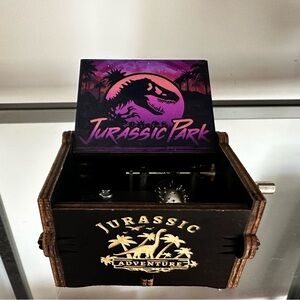 Jurassic Park Music Box plays Theme Sing New
